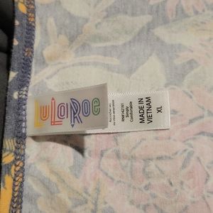 LuLaRoe Classic tshirt